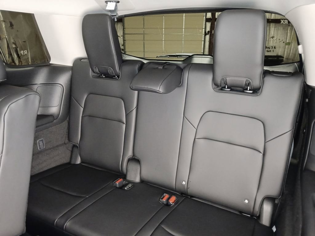 2026 Nissan Pathfinder SL - Photo 14