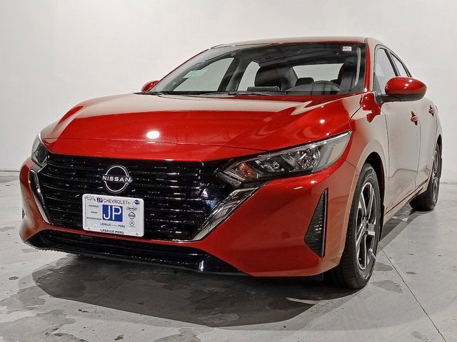 2025 Nissan Sentra SV photo 2