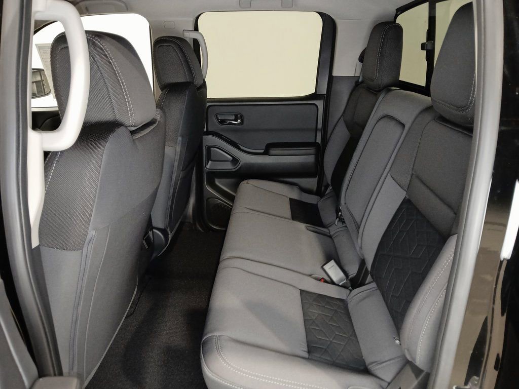 2026 Nissan Frontier SV - Photo 11