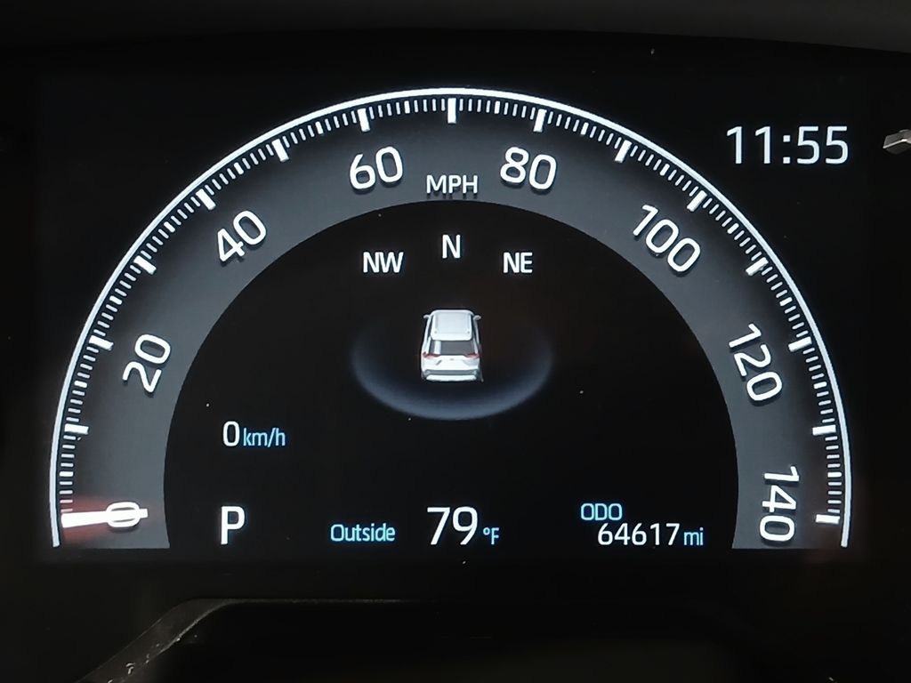 2025 Toyota RAV4 LE - Photo 26