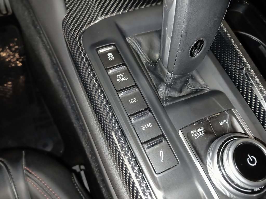 2022 MASERATI LEVANTE - Image 24