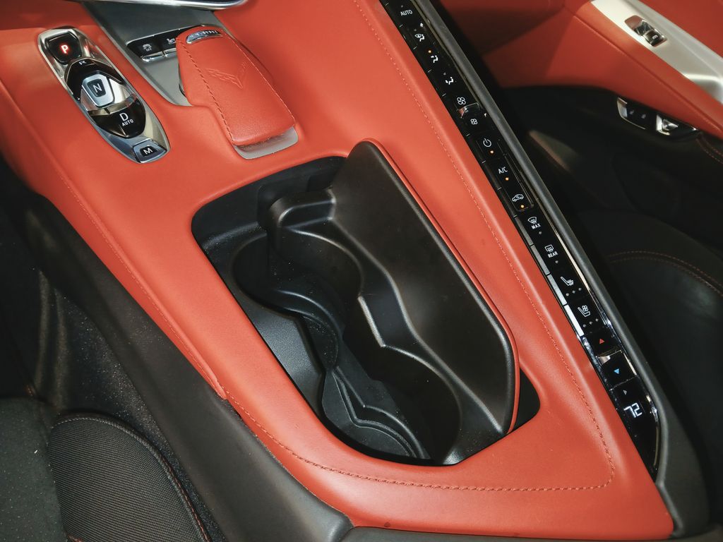 2020 Chevrolet Corvette 3LT - Photo 20