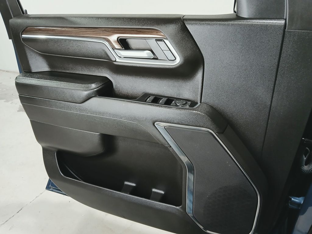 2024 Chevrolet Silverado 1500 LT - Photo 28