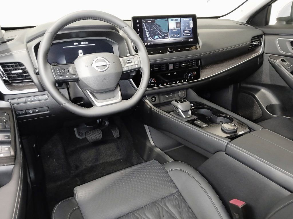 2026 Nissan Rogue Platinum - Photo 9