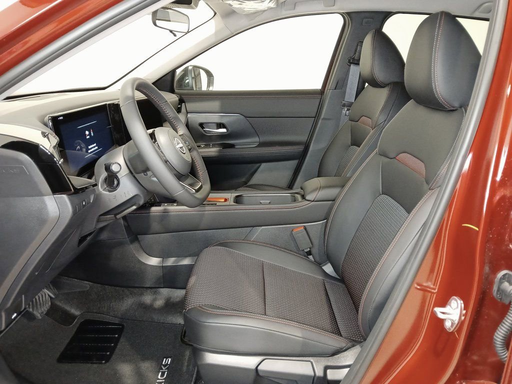 2026 Nissan KICKS SR AWD - Photo 10