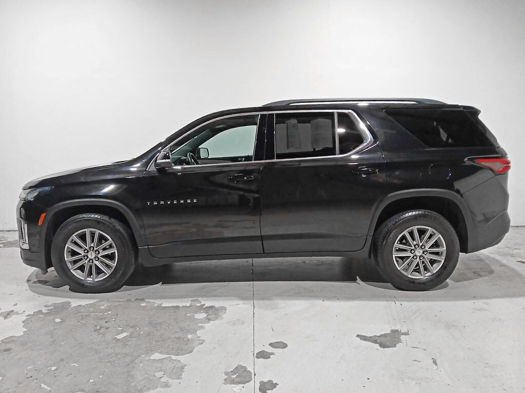 Used 2023 Chevrolet Traverse LT SUV