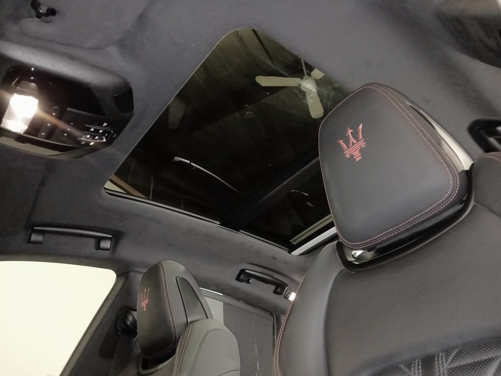 2022 MASERATI LEVANTE - Image 15