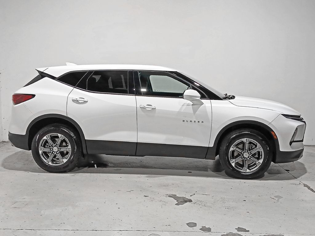 2024 Chevrolet Blazer 2LT - Photo 7