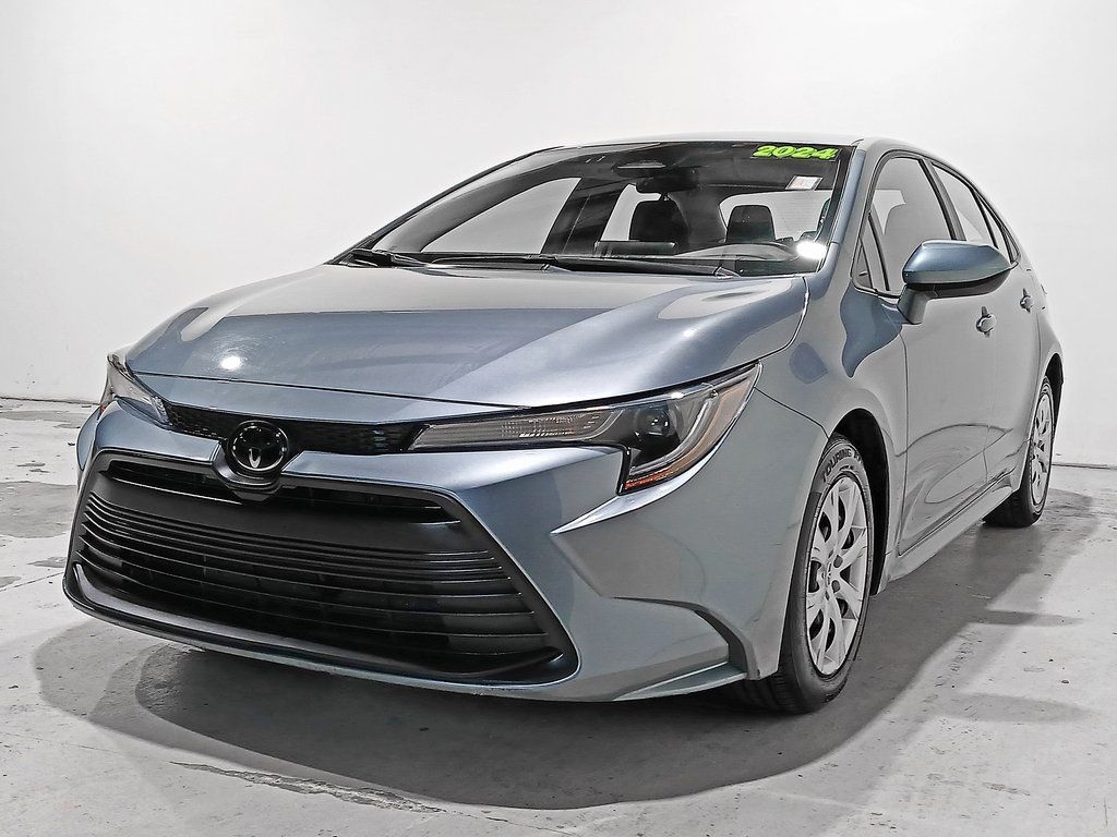 Used 2024 Toyota Corolla LE Sedan