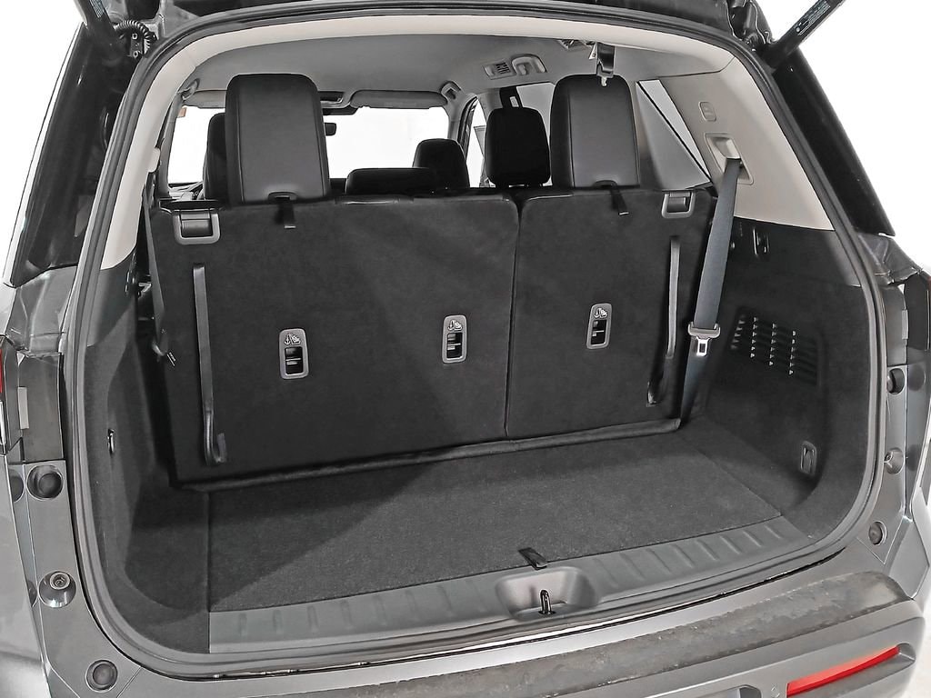 2026 Nissan Pathfinder SL - Photo 8