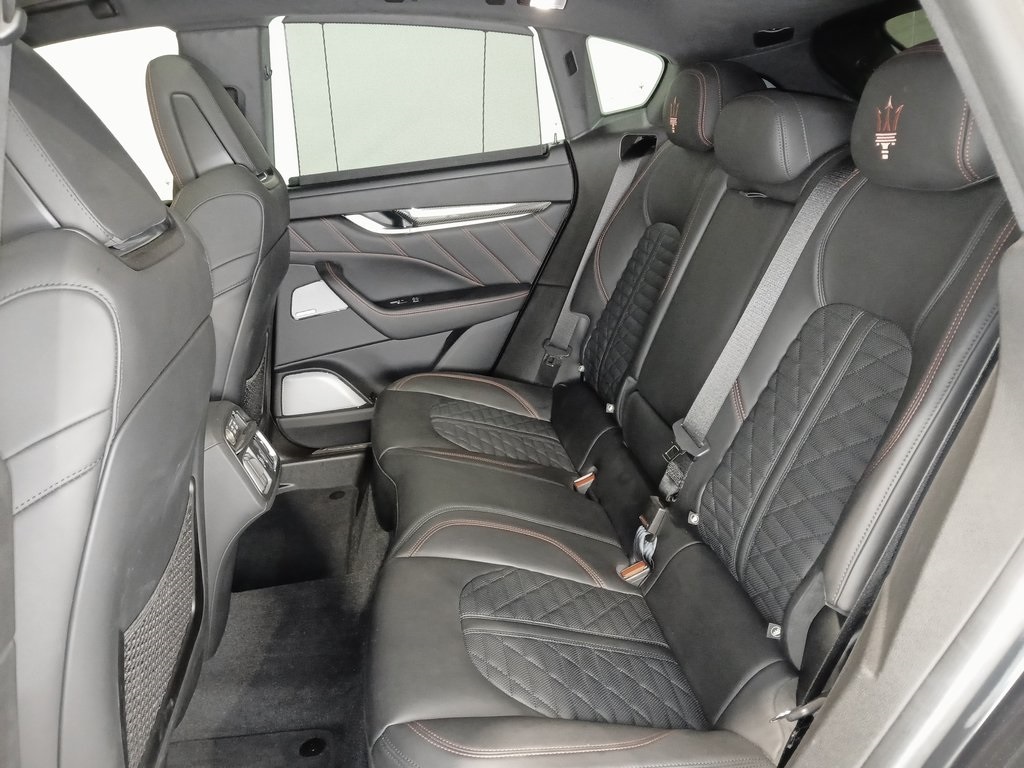 2022 MASERATI LEVANTE - Image 14