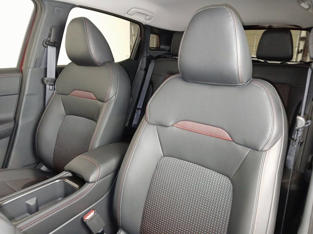 2026 Nissan KICKS SR AWD - Photo 11