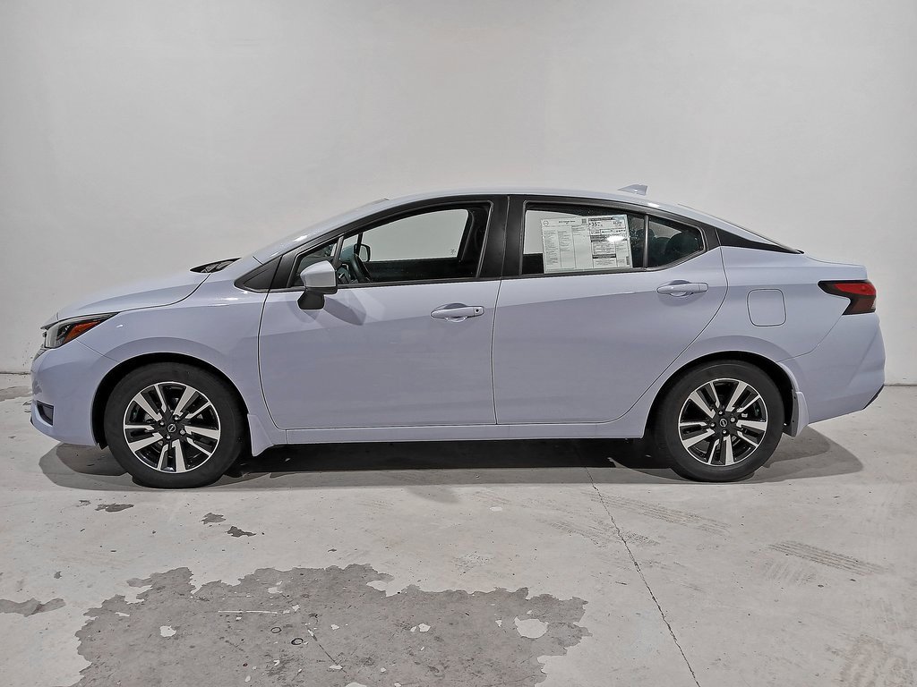 2025 Nissan Versa SV photo 4