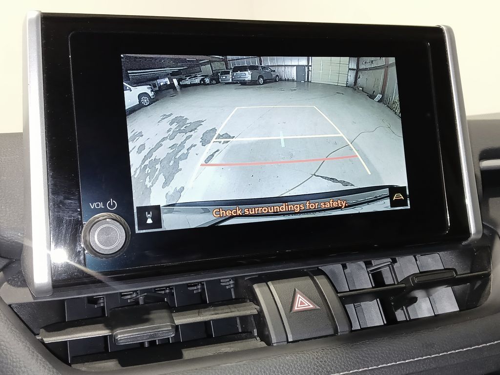 2025 Toyota RAV4 LE - Photo 23