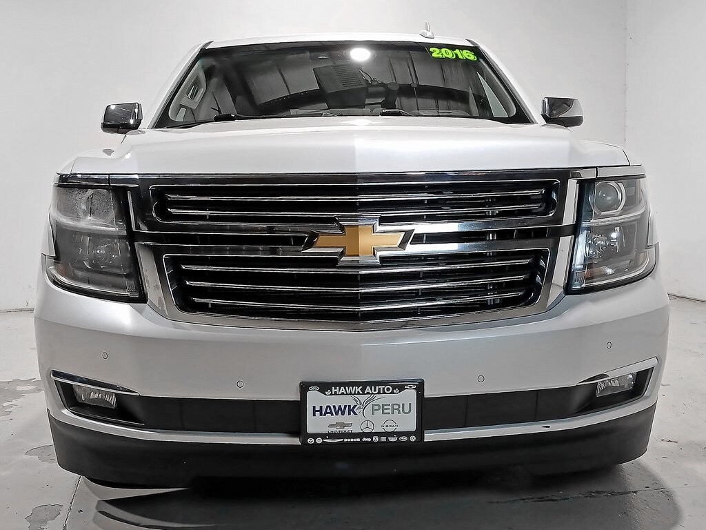 2016 Chevrolet Tahoe LTZ photo 2