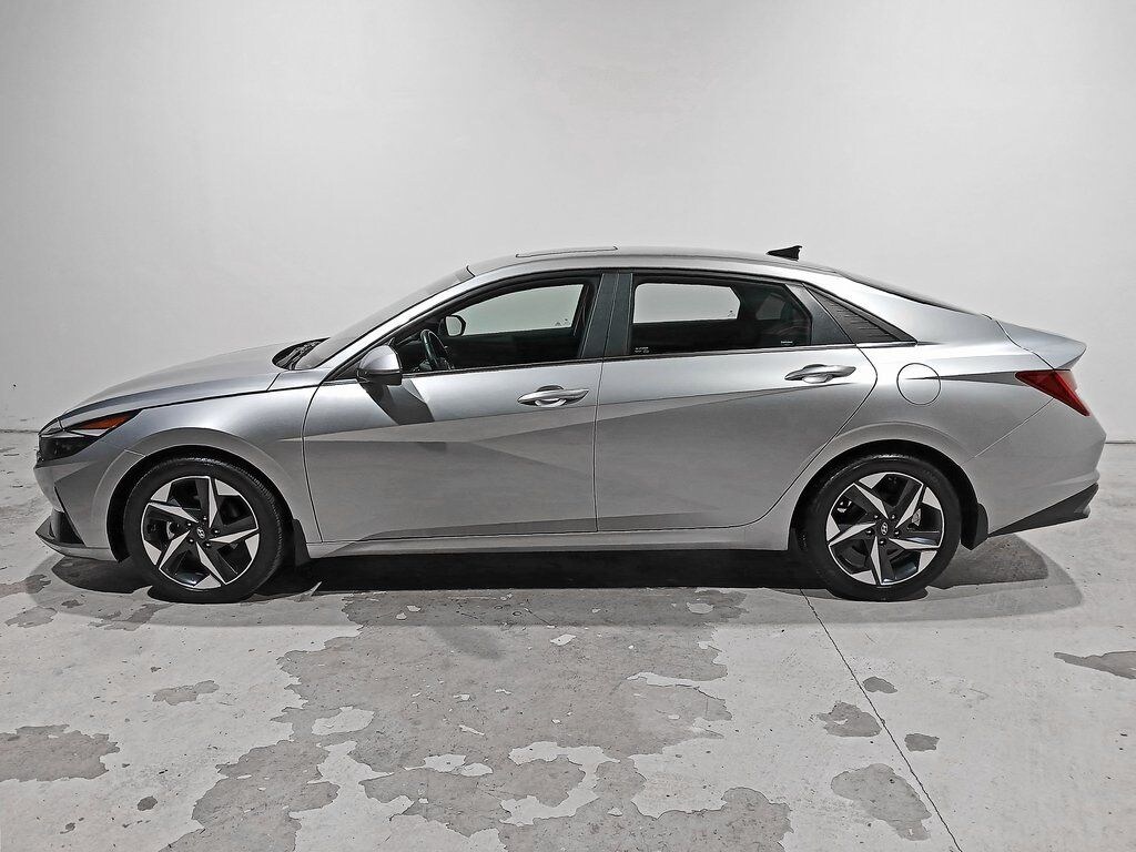 Used 2023 Hyundai Elantra Limited Sedan