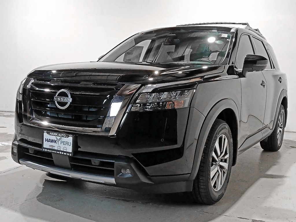 New 2025 Nissan Pathfinder SL SL 4WD