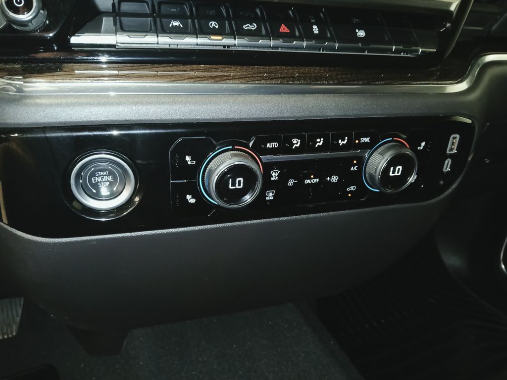 2024 Chevrolet Silverado 1500 LT - Photo 16