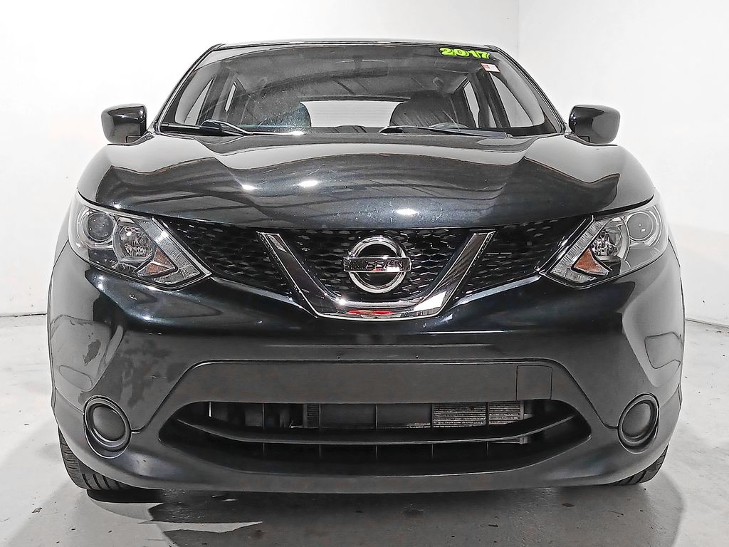 Used 2017 Nissan Rogue Sport S with VIN JN1BJ1CP9HW004628 for sale in Peru, IL