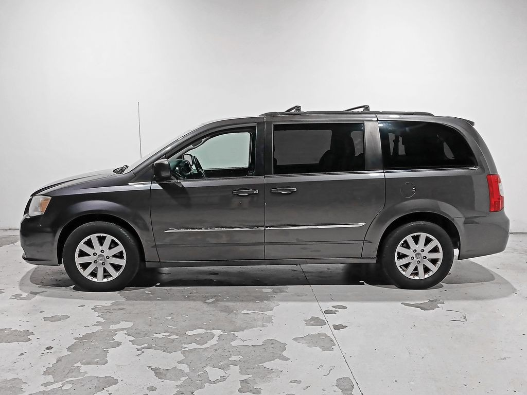 Used 2015 Chrysler Town & Country Touring Minivan/Van
