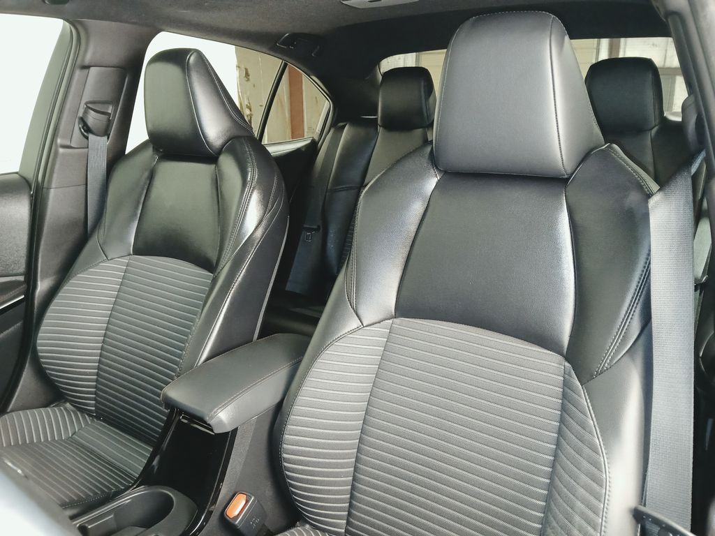 2026 Toyota Corolla XSE - Photo 10