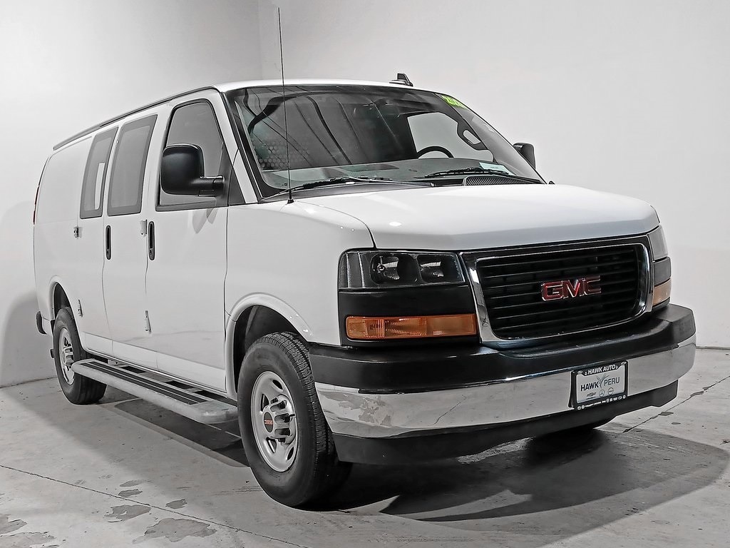 2024 GMC SAVANA - Image 23