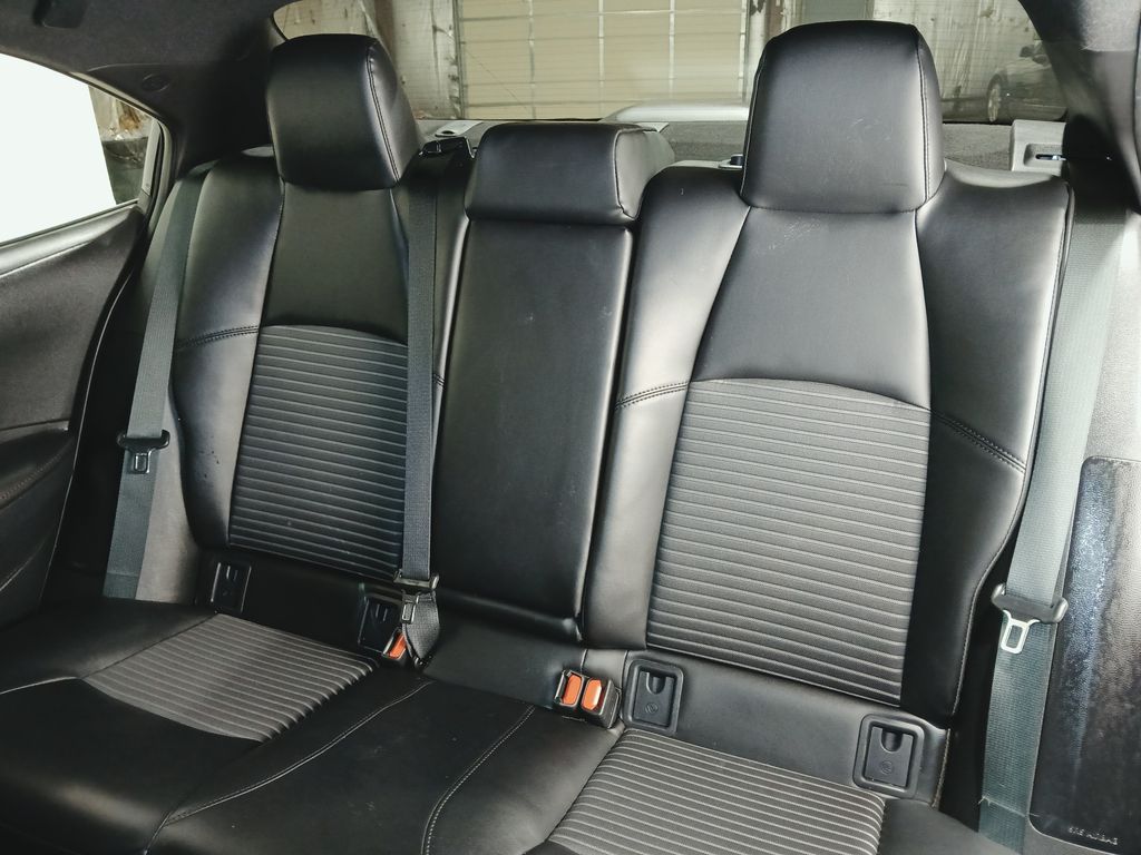2026 Toyota Corolla XSE - Photo 13