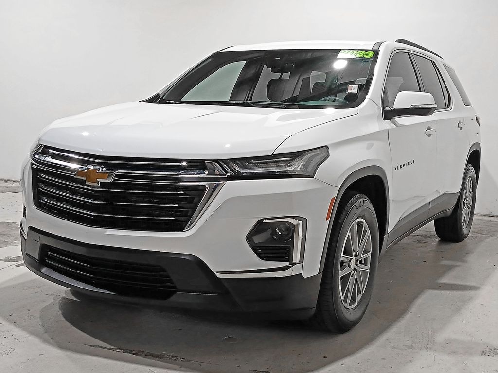 Used 2023 Chevrolet Traverse LT SUV
