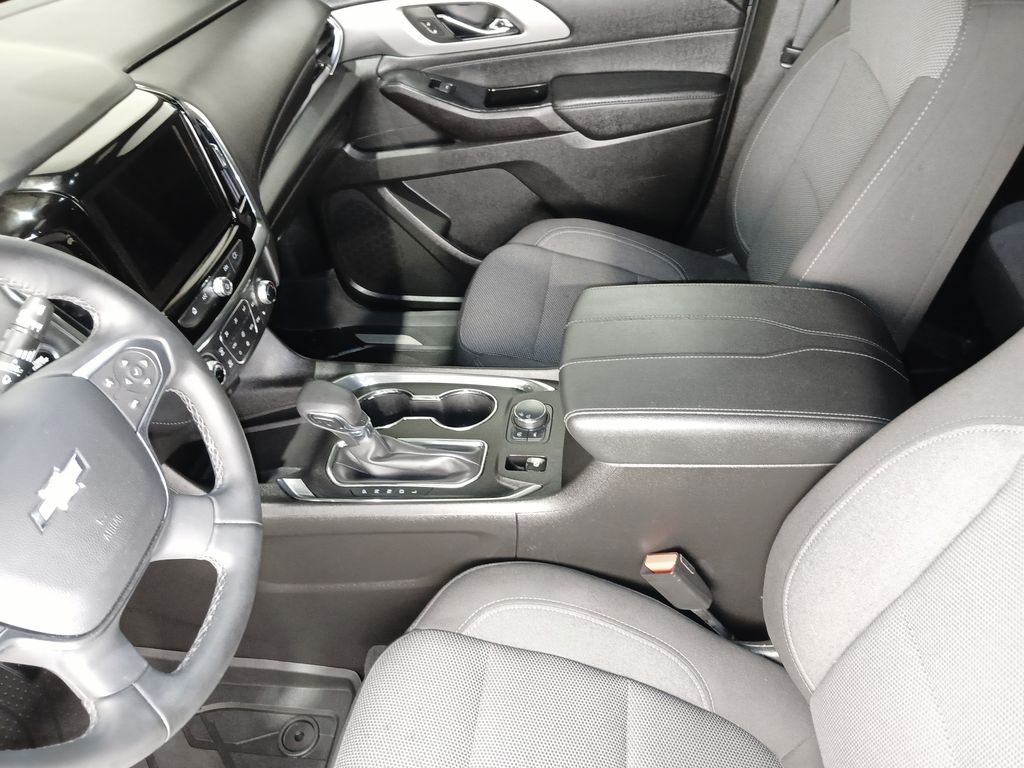 2023 Chevrolet Traverse 1LT - Photo 18