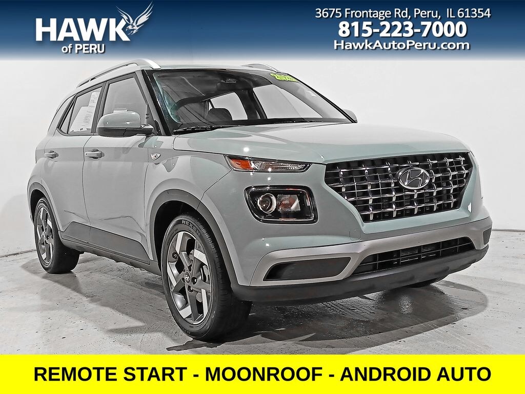 Used 2025 Hyundai Venue SEL SUV