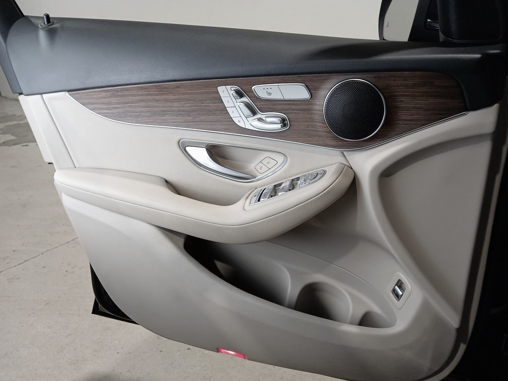 2022 MERCEDES-BENZ GLC-CLASS - Image 31