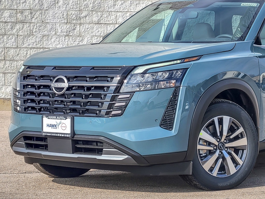 New 2026 Nissan Pathfinder SL SL 4WD