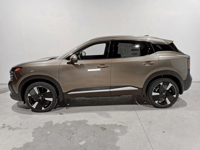 2025 Nissan Kicks SR photo 3