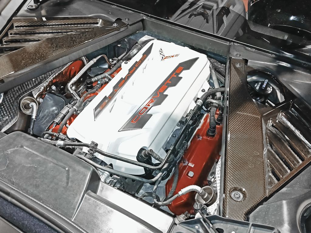 2020 Chevrolet Corvette 3LT - Photo 10