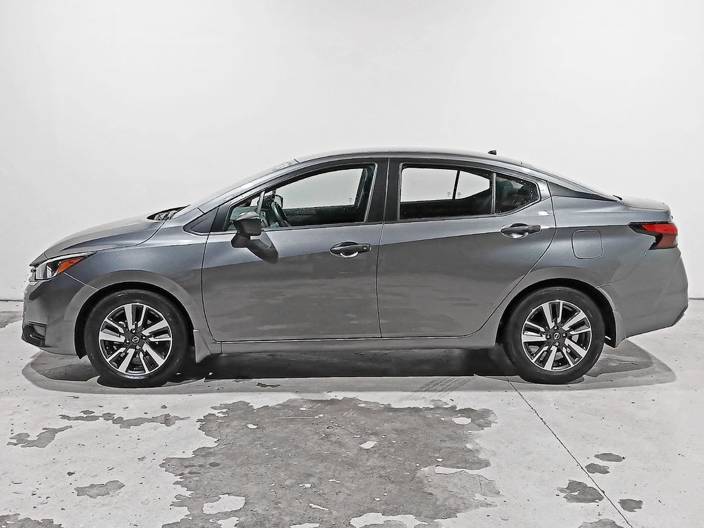 Used 2024 Nissan Versa 1.6 S Sedan