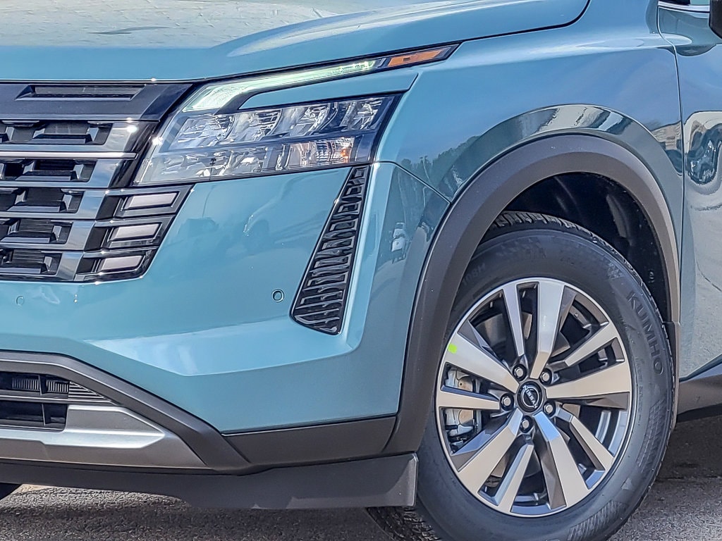 New 2026 Nissan Pathfinder SL SL 4WD