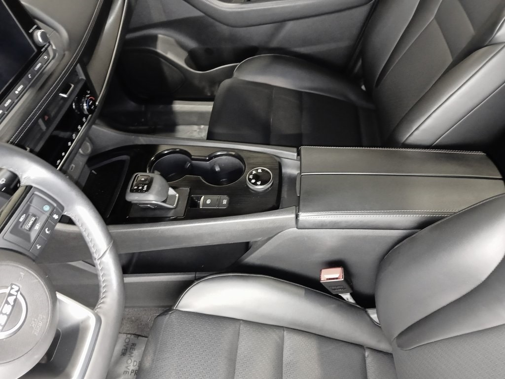 2023 NISSAN ROGUE - Image 18