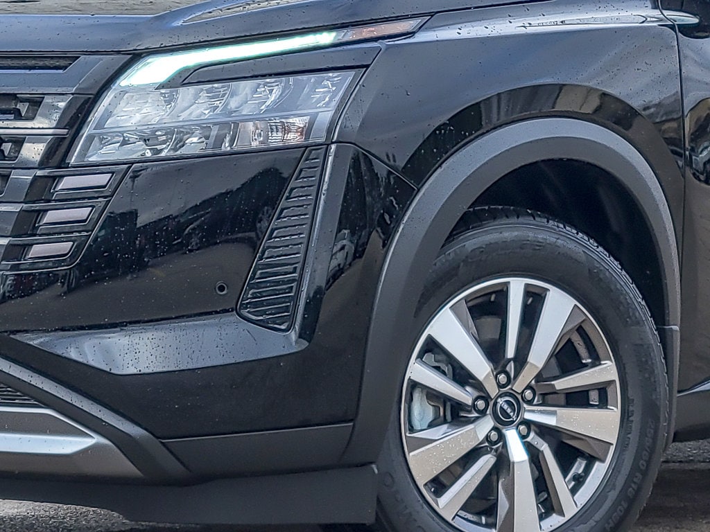 New 2026 Nissan Pathfinder SL SL 4WD