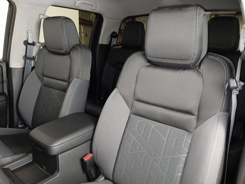 2026 Nissan Frontier SV - Photo 10