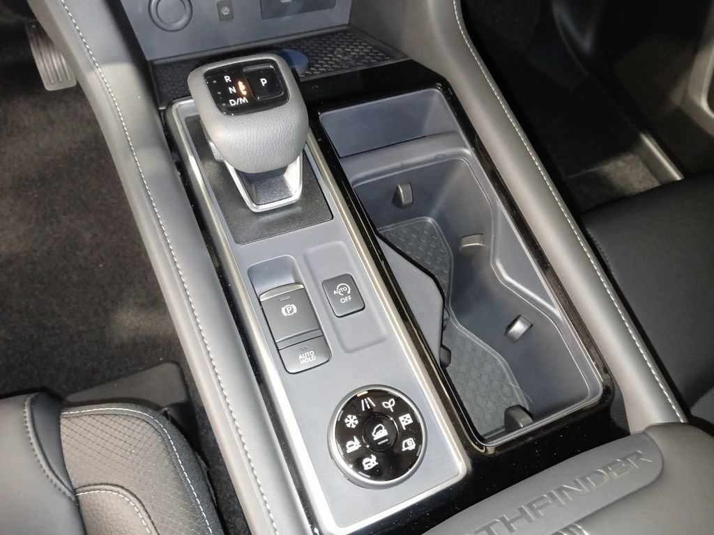 2026 Nissan Pathfinder SL - Photo 20