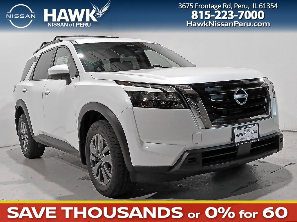 2025 Nissan Pathfinder SV's photo