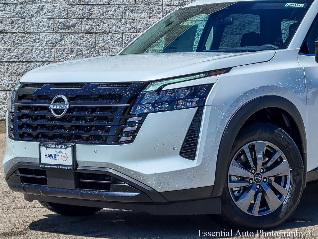 New 2026 Nissan Pathfinder SV SV 4WD