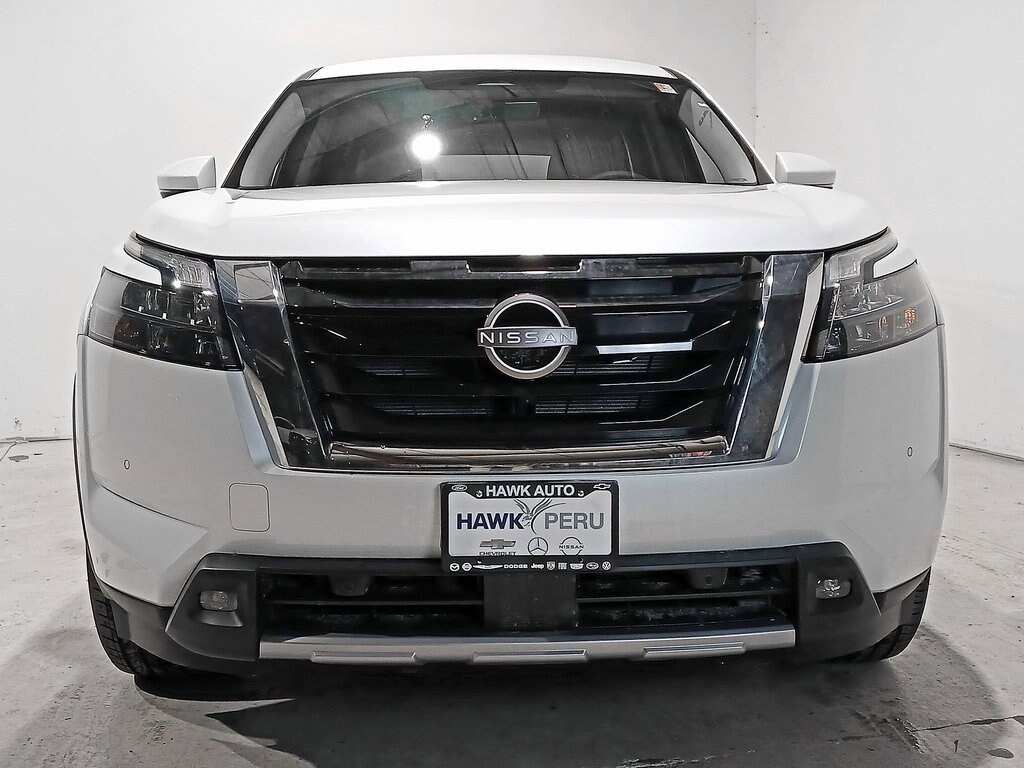 New 2025 Nissan Pathfinder SL SL 4WD