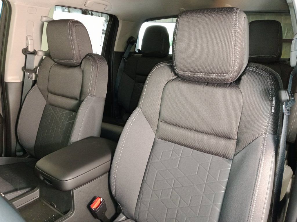 2026 Nissan Frontier SV - Photo 11