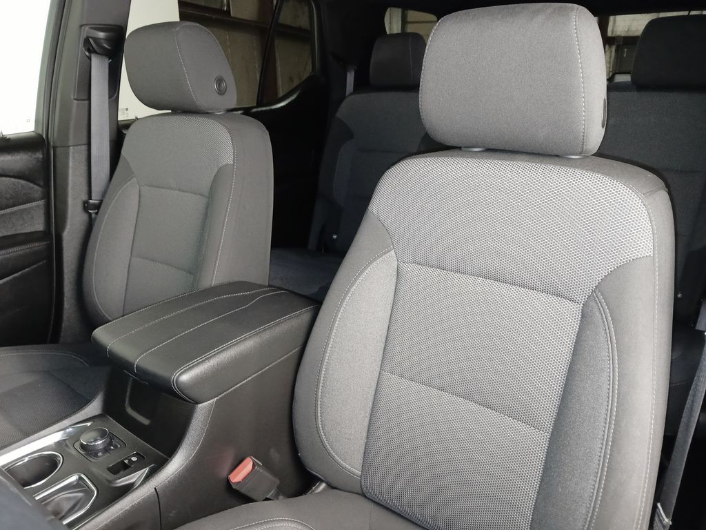 2023 Chevrolet Traverse 1LT - Photo 11