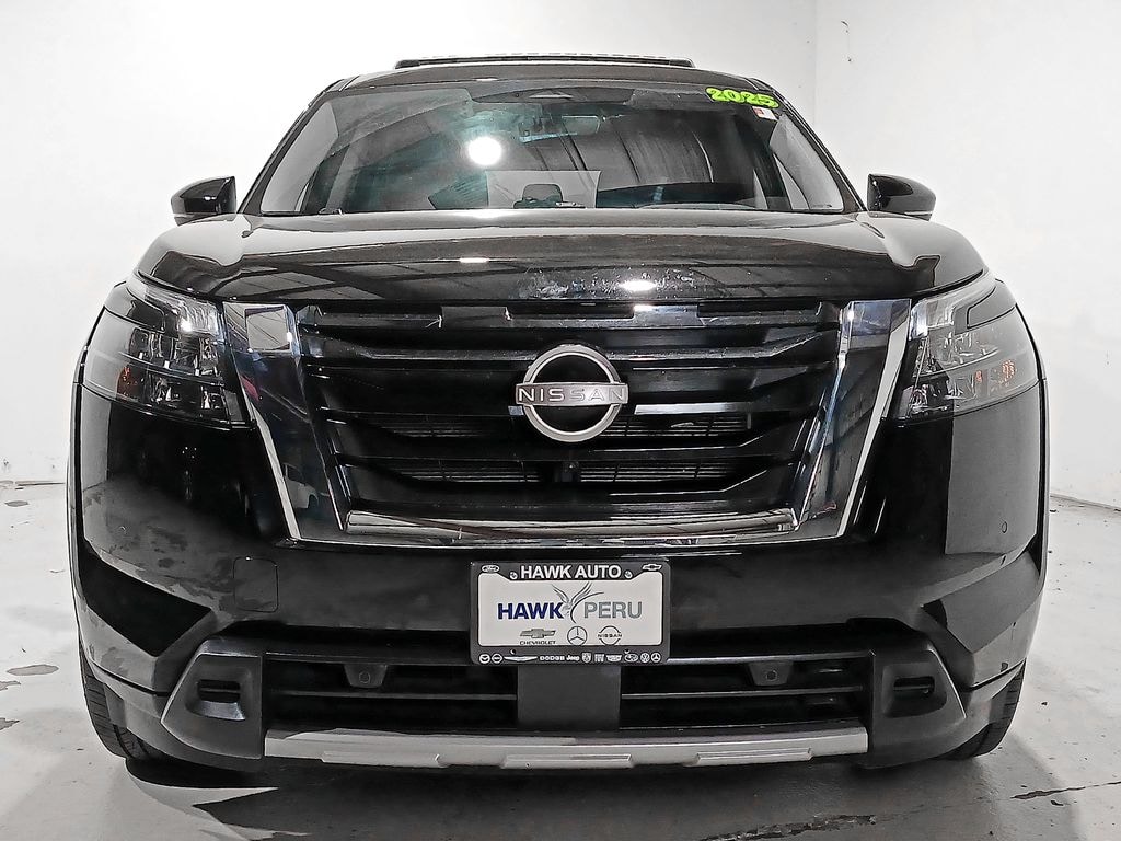 Used 2025 Nissan Pathfinder SL SUV