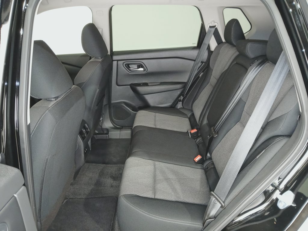 2026 Nissan Rogue SV - Photo 12