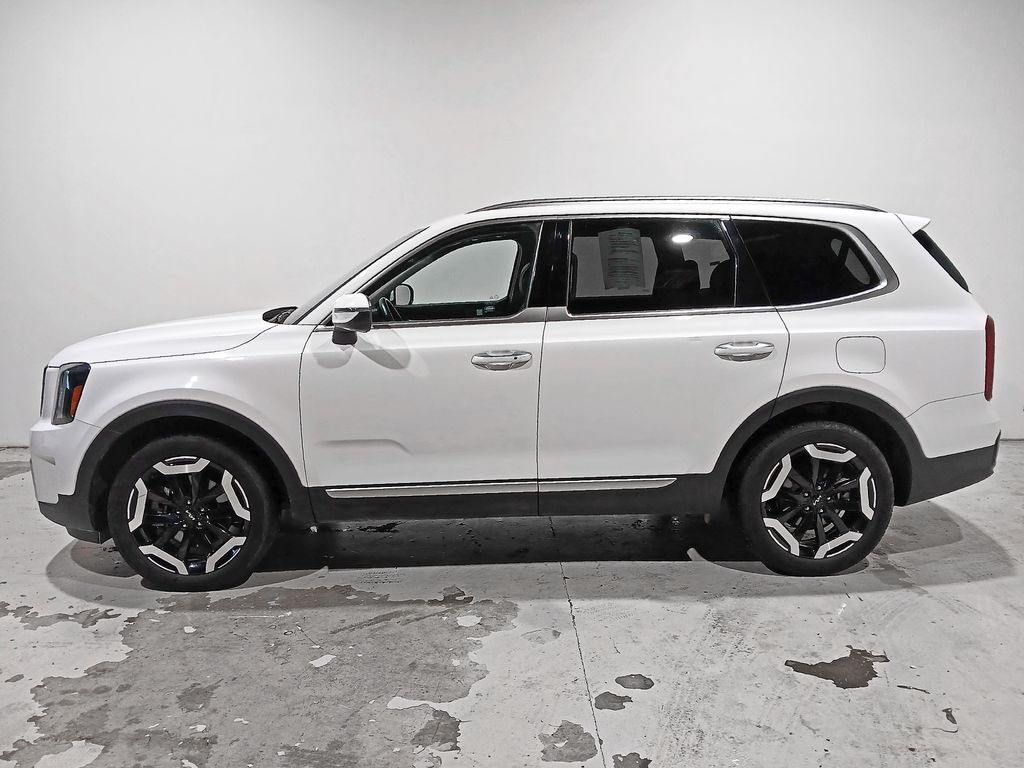 Used 2025 Kia Telluride S SUV