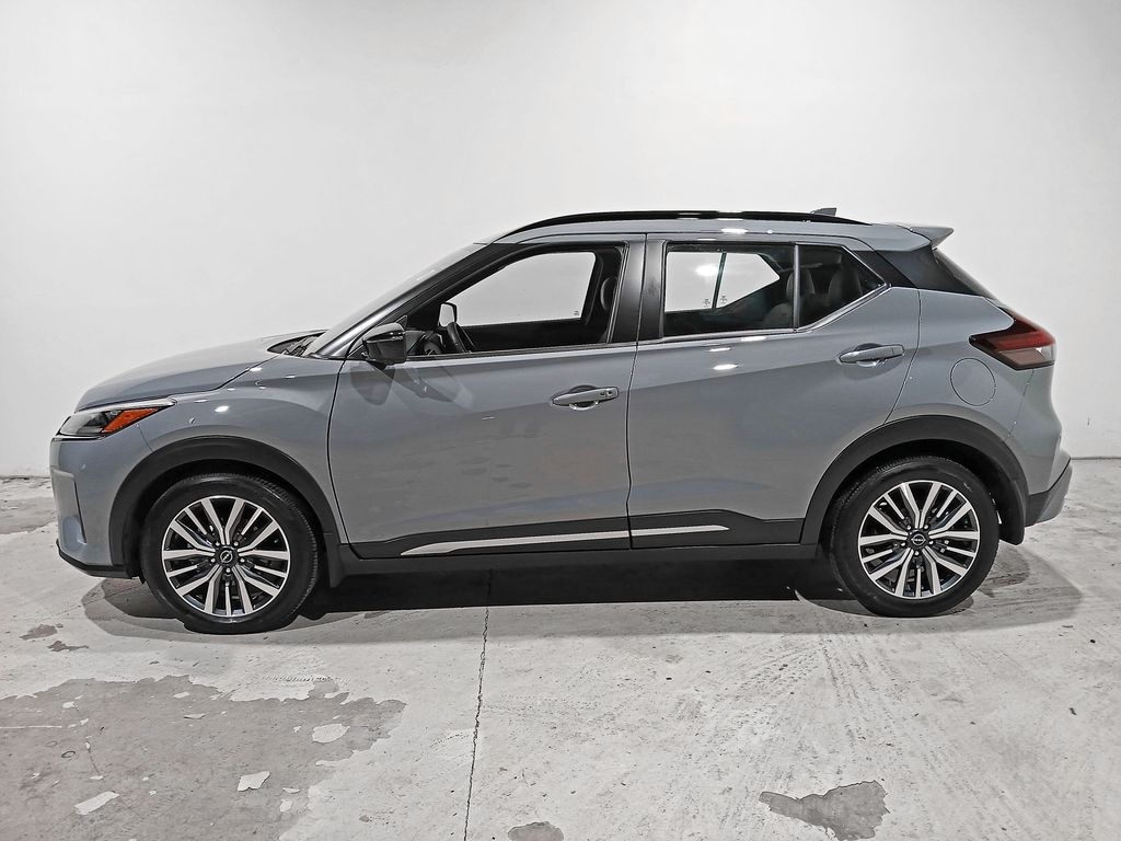 Used 2024 Nissan Kicks SR SUV