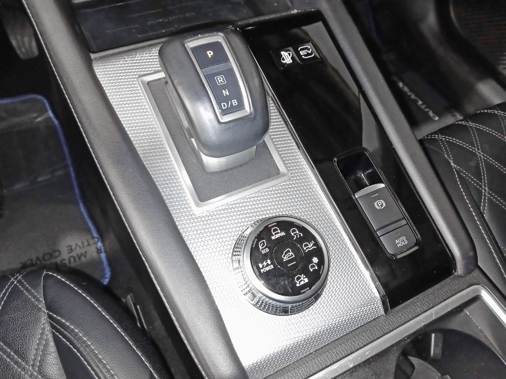 2024 MITSUBISHI OUTLANDER - Image 21